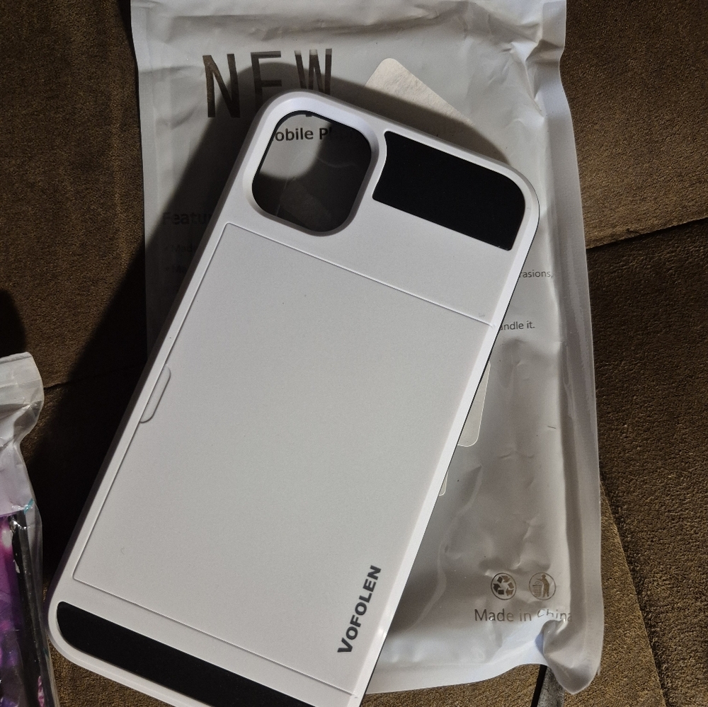 Nip White and Black Vofolen Phone Case Iphone 11